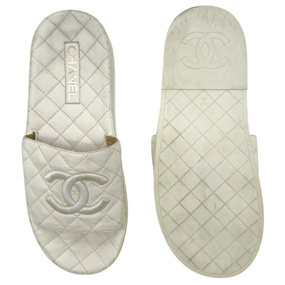 Chanel Ivory CC Logo Matelasse Quilted Slide Sandals